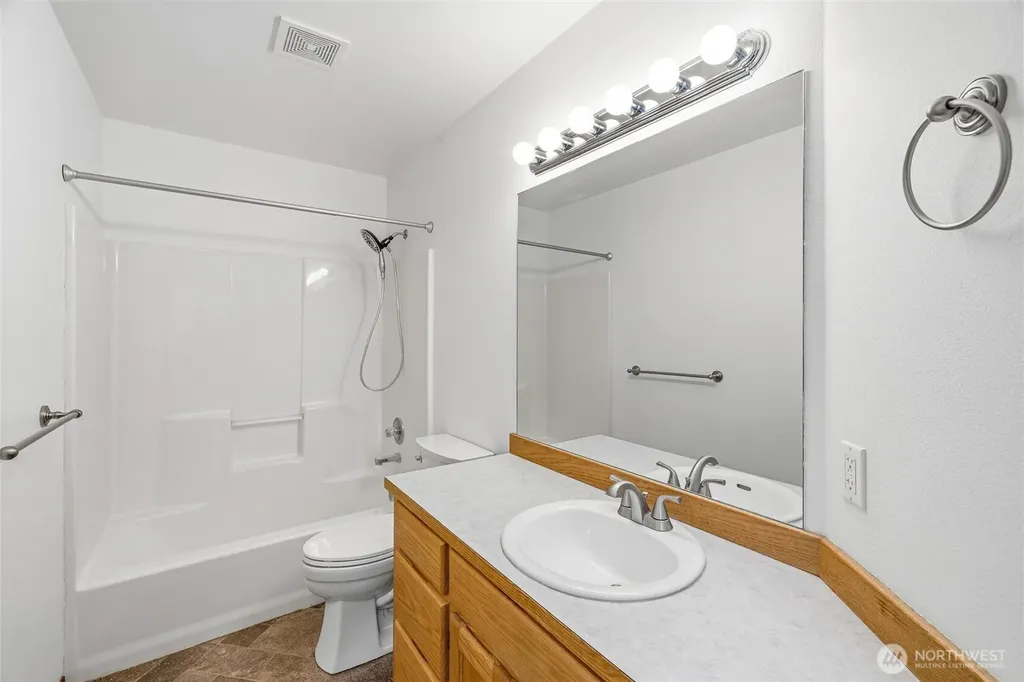 15515 NW 88th Stanwood WA 98292