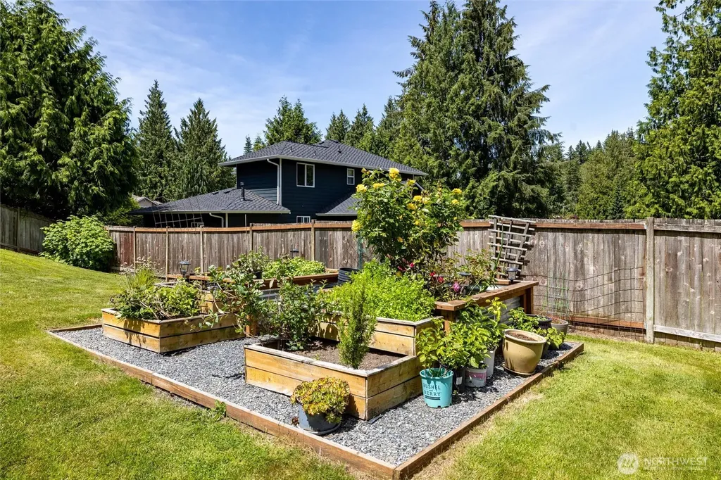 15515 NW 88th Stanwood WA 98292