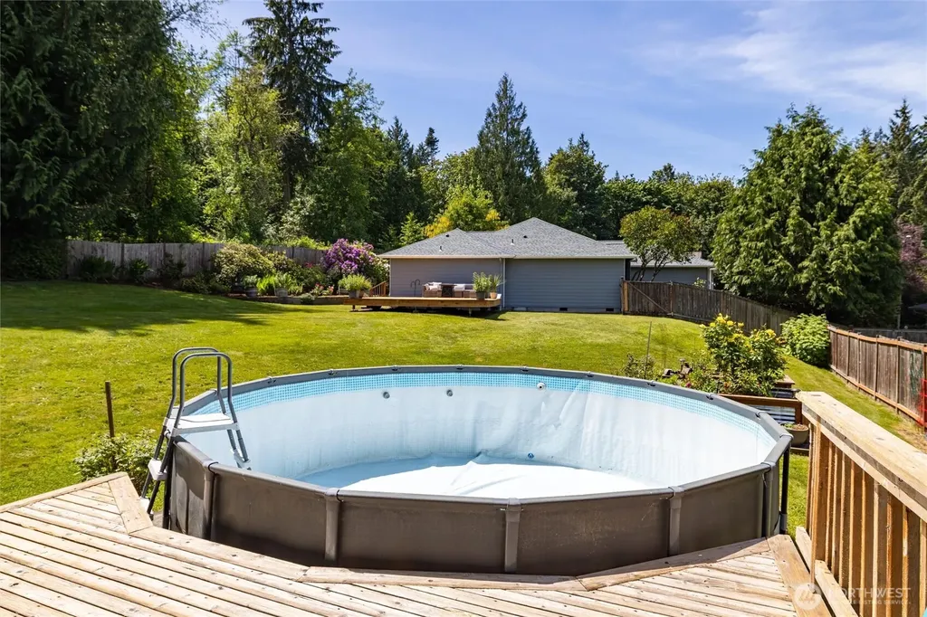 15515 NW 88th Stanwood WA 98292
