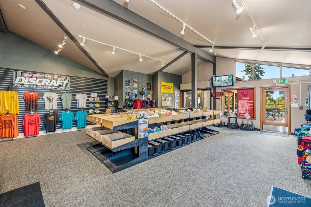 15515 NW 88th Stanwood WA 98292