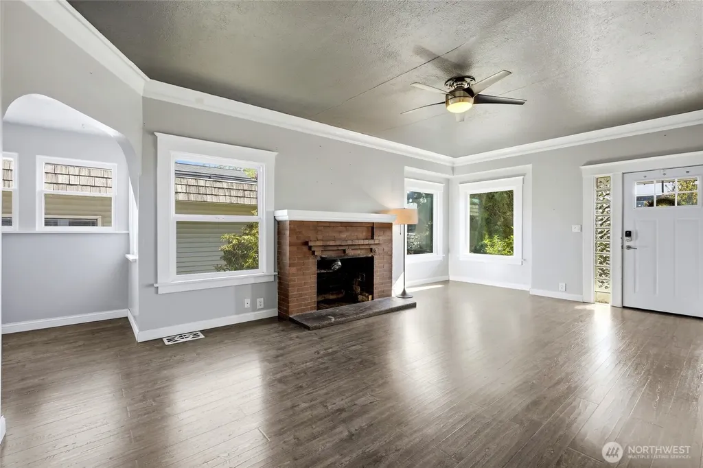 3516 Hoyt Avenue Everett WA 98201