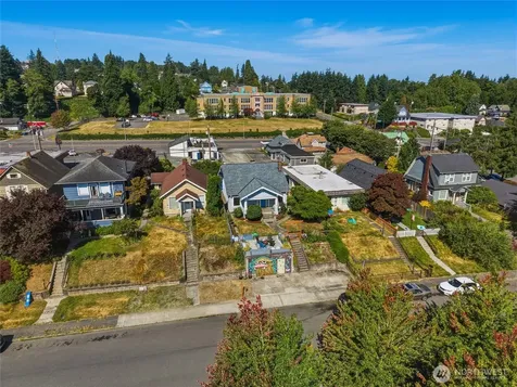3516 Hoyt Avenue Everett WA 98201