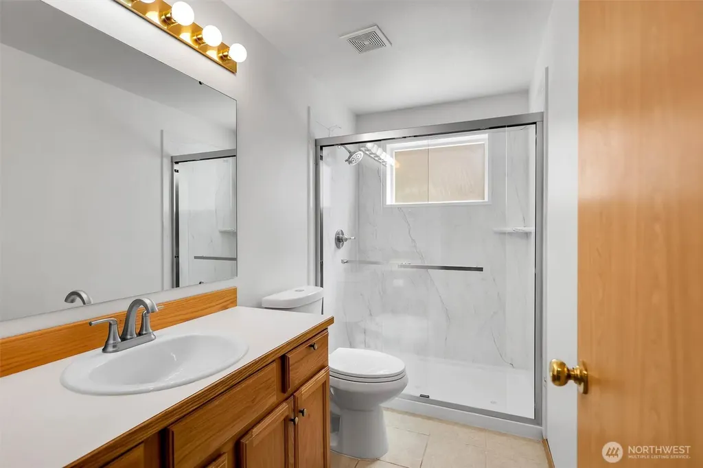 143 99th Street Ct E Tacoma WA 98445