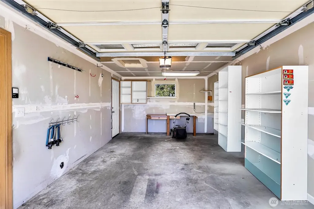 143 99th Street Ct E Tacoma WA 98445