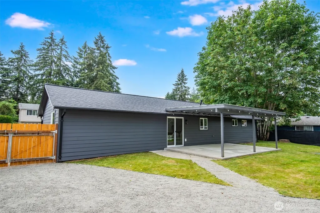 34020 39th Avenue S Auburn WA 98001