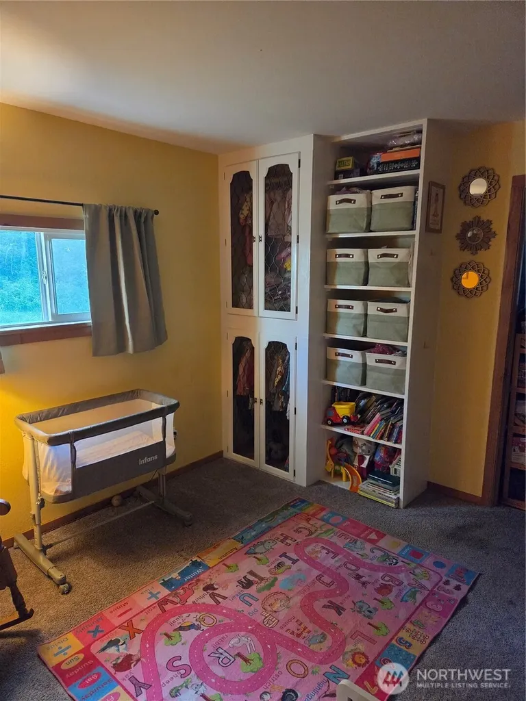 1066 Ellemeham Mountain Road Oroville WA 98844