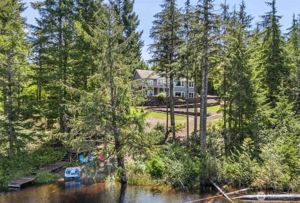 341 W Reeves Hill Drive Shelton WA 98584