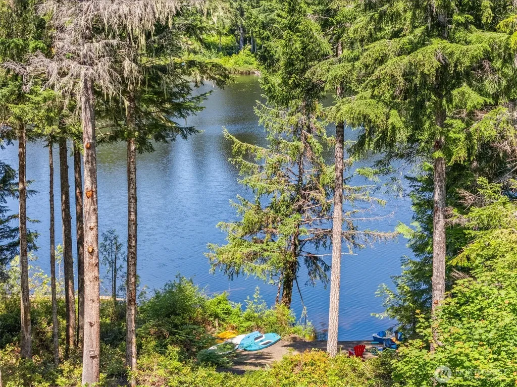 341 W Reeves Hill Drive Shelton WA 98584