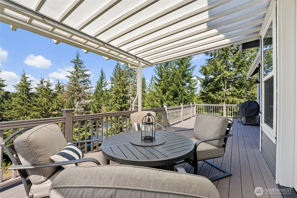 341 W Reeves Hill Drive Shelton WA 98584