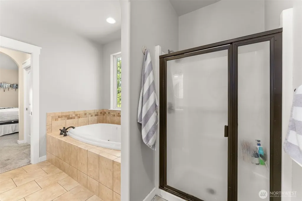 341 W Reeves Hill Drive Shelton WA 98584