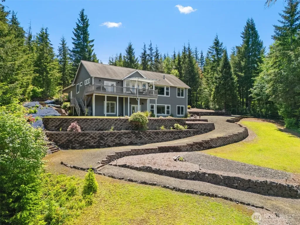 341 W Reeves Hill Drive Shelton WA 98584