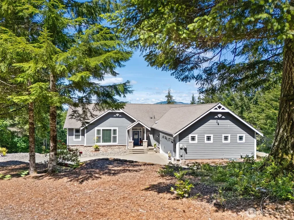 341 W Reeves Hill Drive Shelton WA 98584