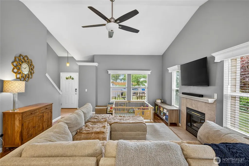 1298 NE Riksen Way Oak Harbor WA 98277