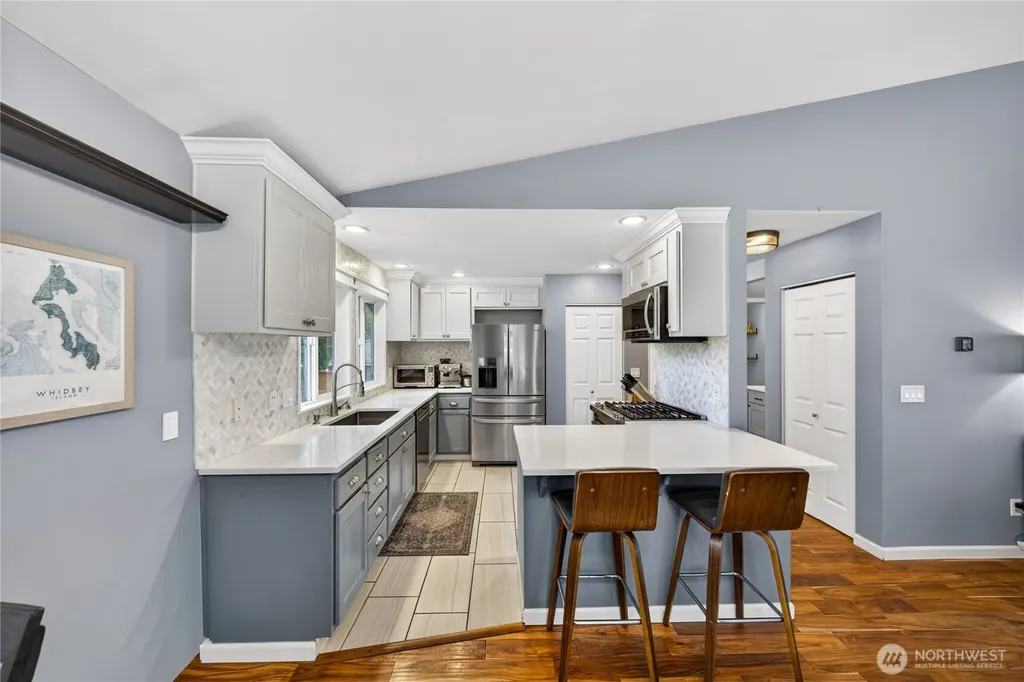 1298 NE Riksen Way Oak Harbor WA 98277
