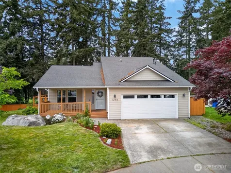 1298 NE Riksen Way Oak Harbor WA 98277