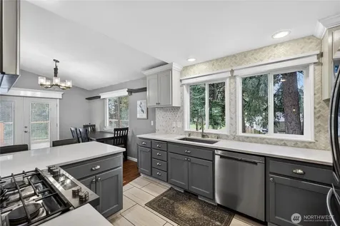 1298 NE Riksen Way Oak Harbor WA 98277