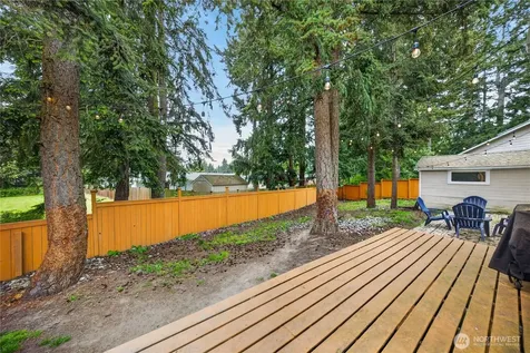 1298 NE Riksen Way Oak Harbor WA 98277