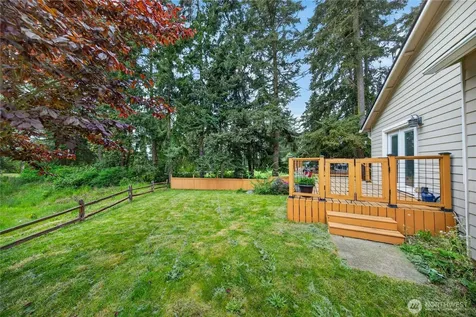 1298 NE Riksen Way Oak Harbor WA 98277