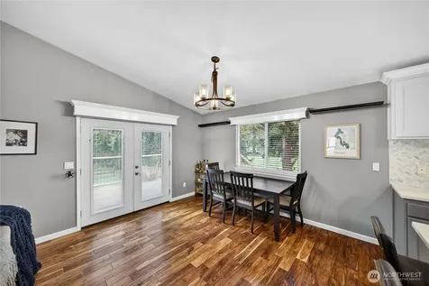 1298 NE Riksen Way Oak Harbor WA 98277
