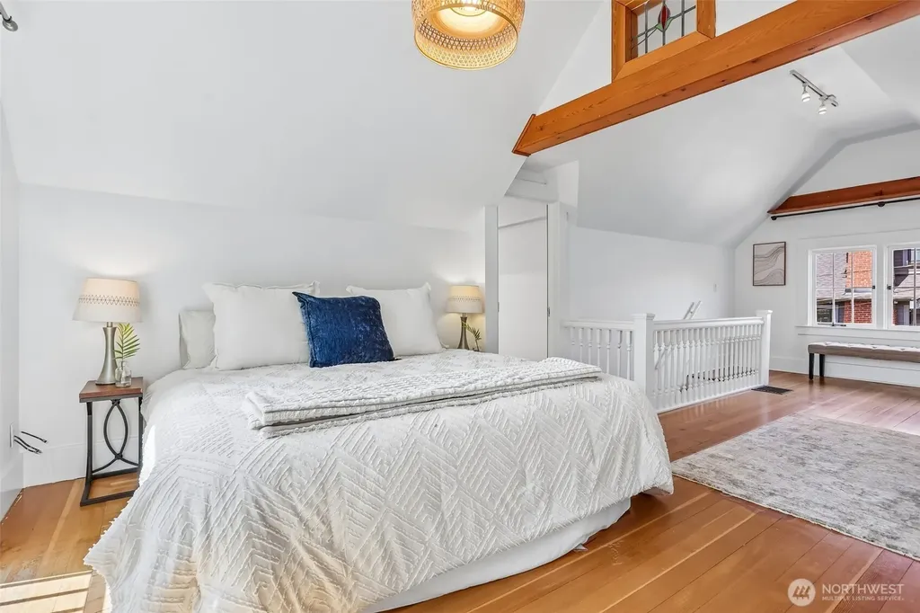 3920 Ashworth Avenue N Seattle WA 98103