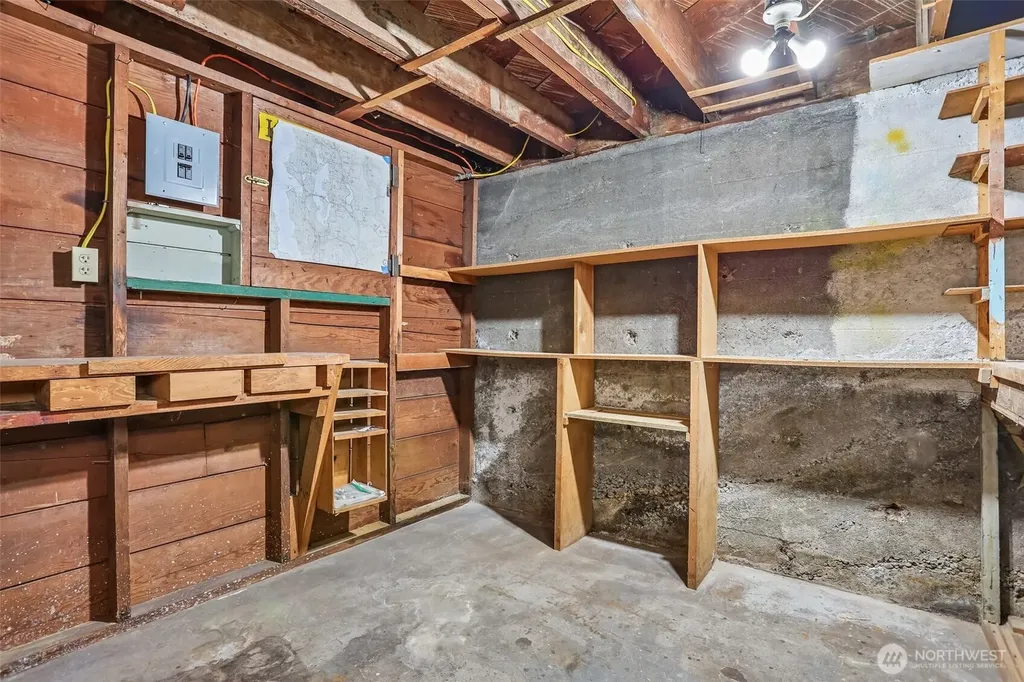 3920 Ashworth Avenue N Seattle WA 98103