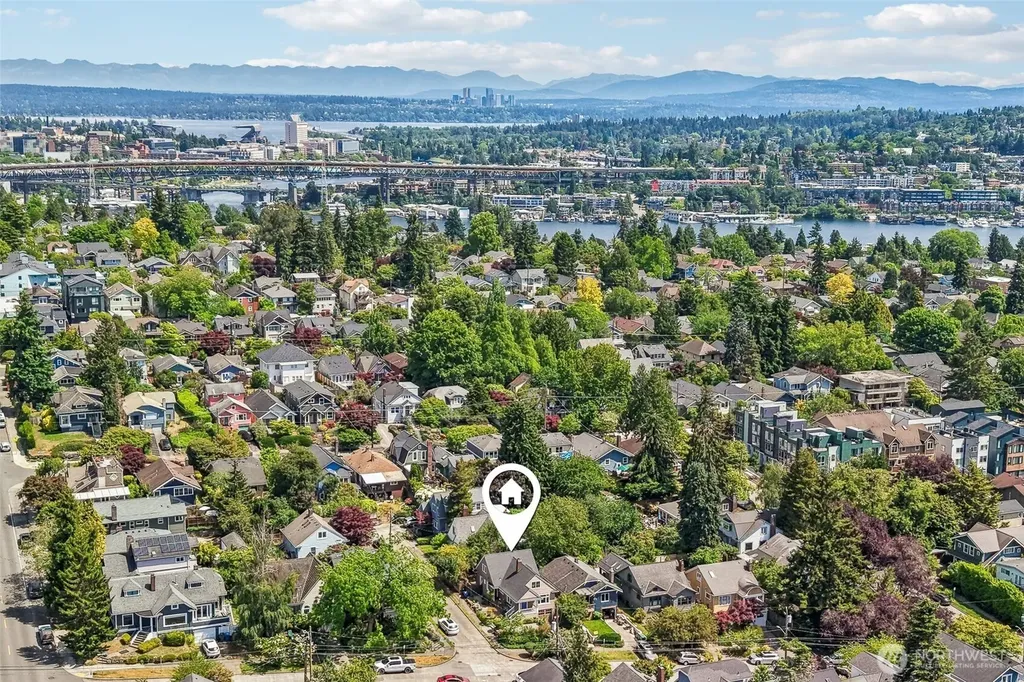 3920 Ashworth Avenue N Seattle WA 98103