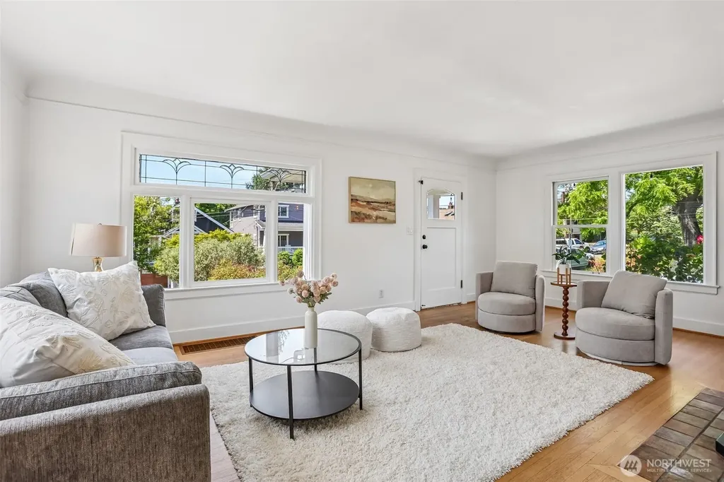 3920 Ashworth Avenue N Seattle WA 98103