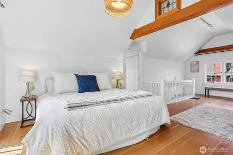3920 Ashworth Avenue N Seattle WA 98103