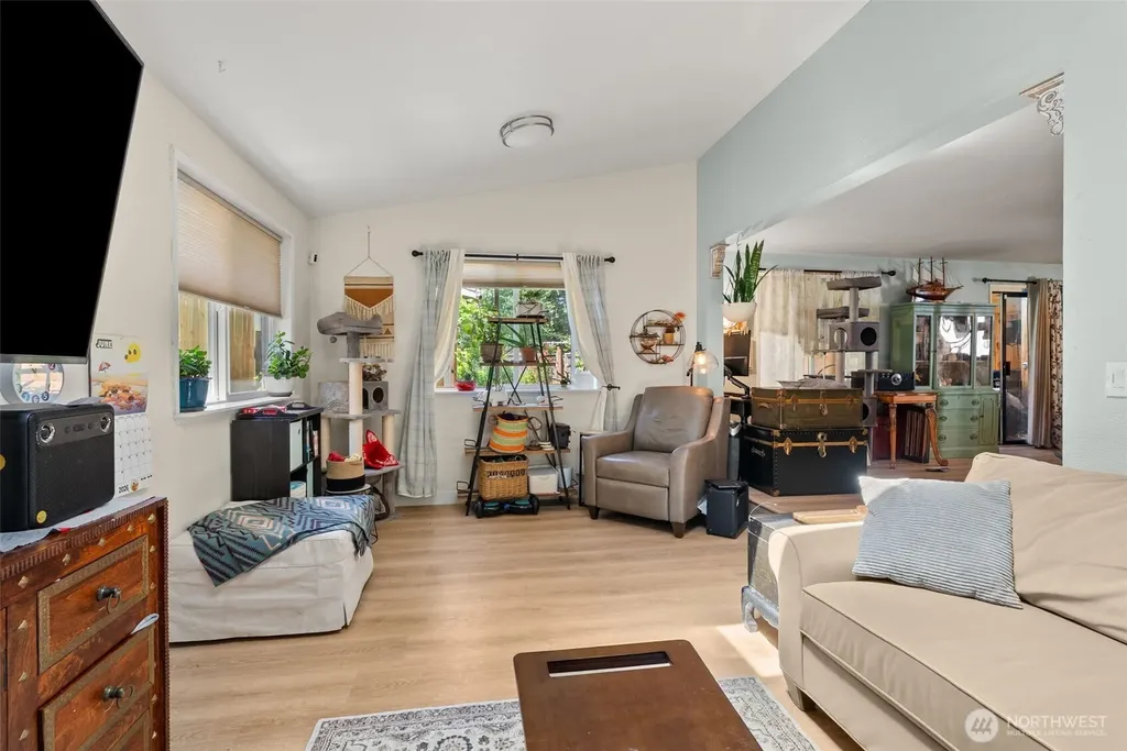 4921 Carole Drive NE Olympia WA 98516
