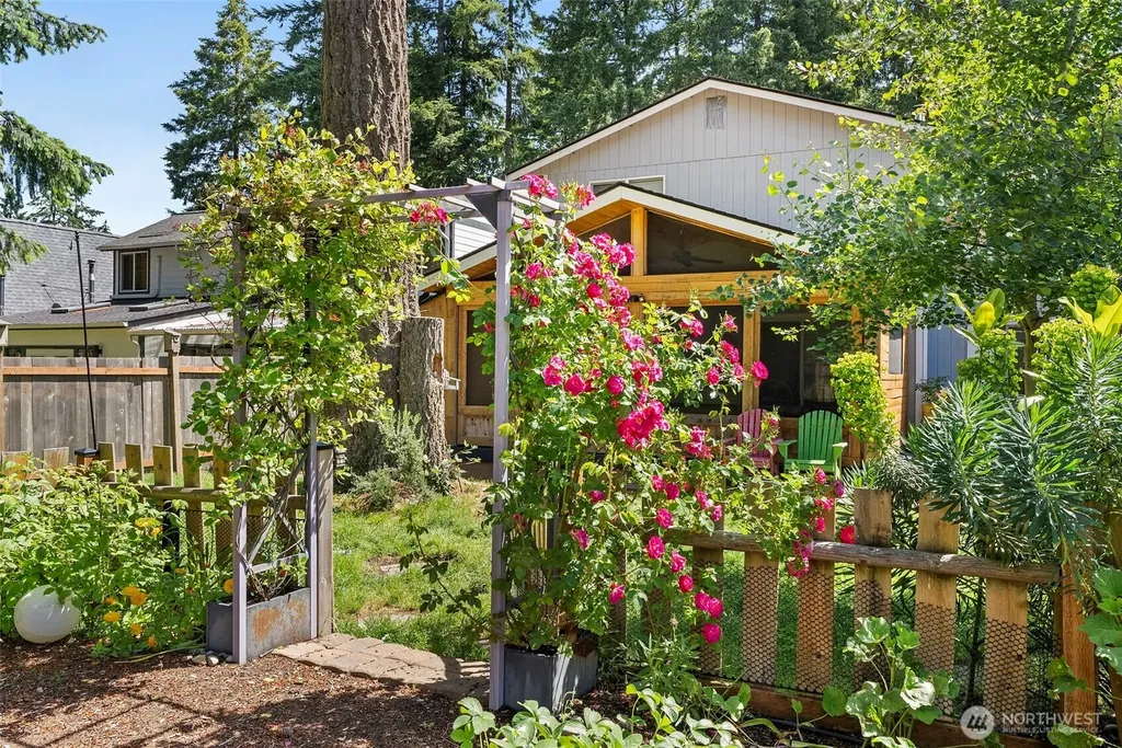 4921 Carole Drive NE Olympia WA 98516