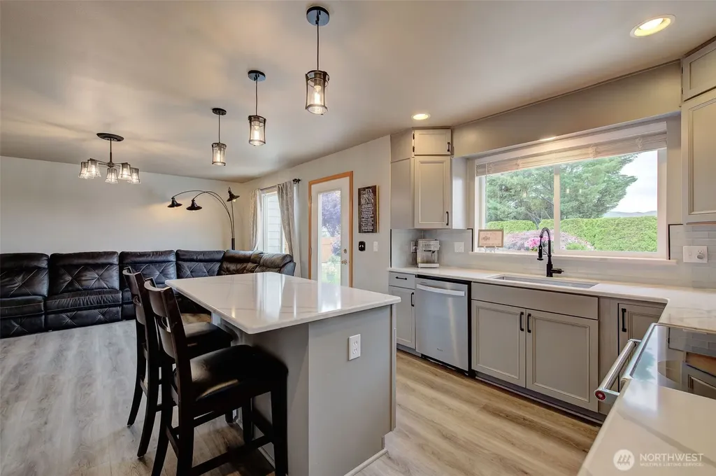 320 Manowar Lane East Wenatchee WA 98802