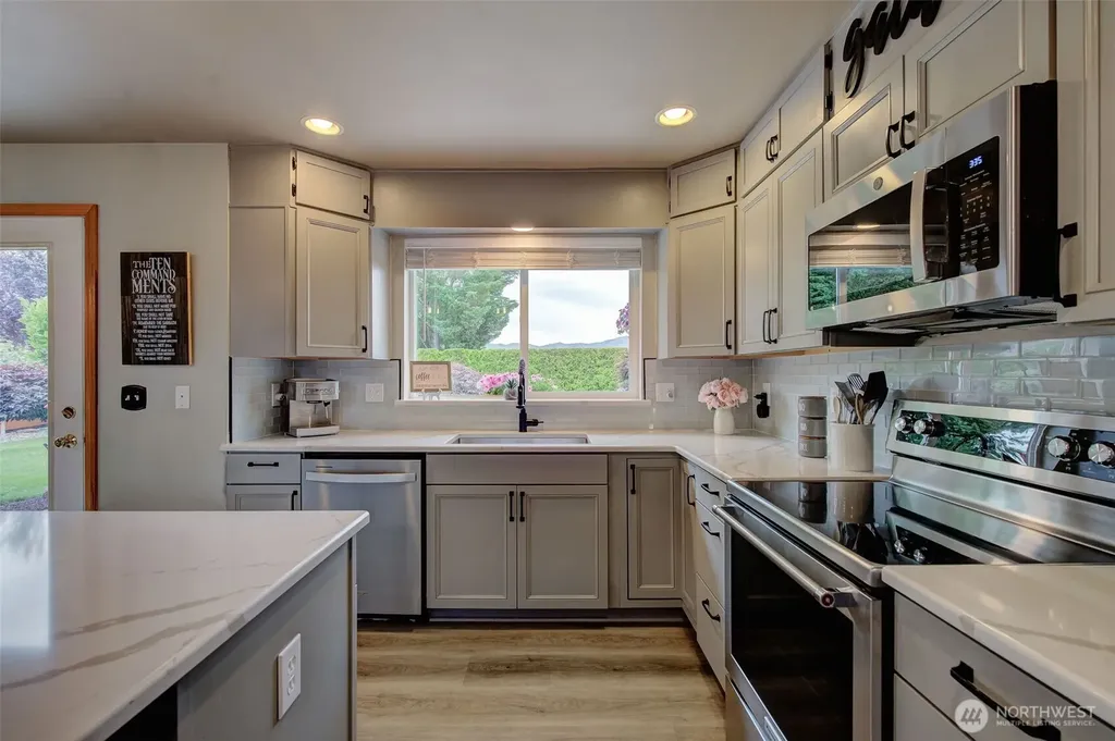 320 Manowar Lane East Wenatchee WA 98802