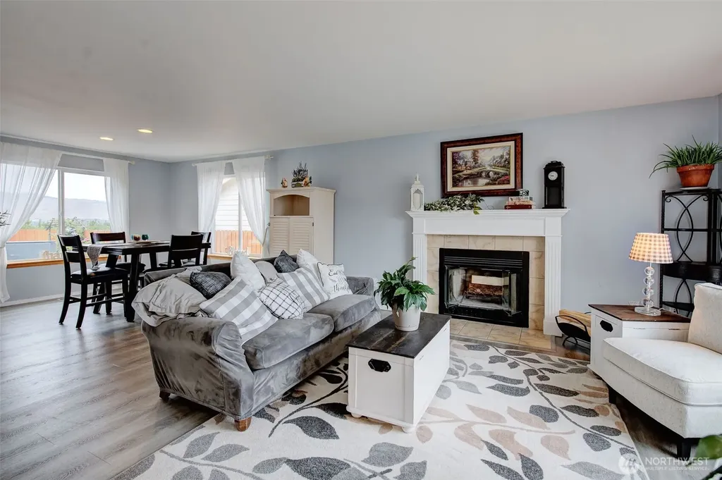 320 Manowar Lane East Wenatchee WA 98802
