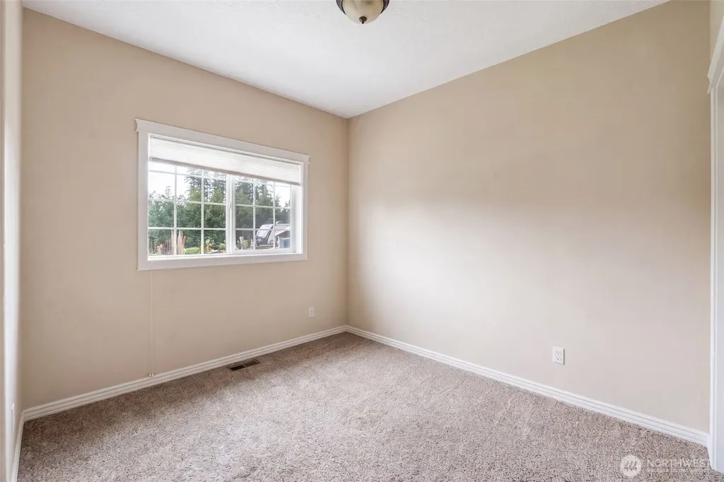 107 Woodcrest Drive Chehalis WA 98532
