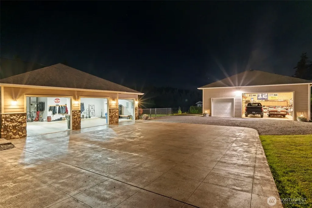 107 Woodcrest Drive Chehalis WA 98532