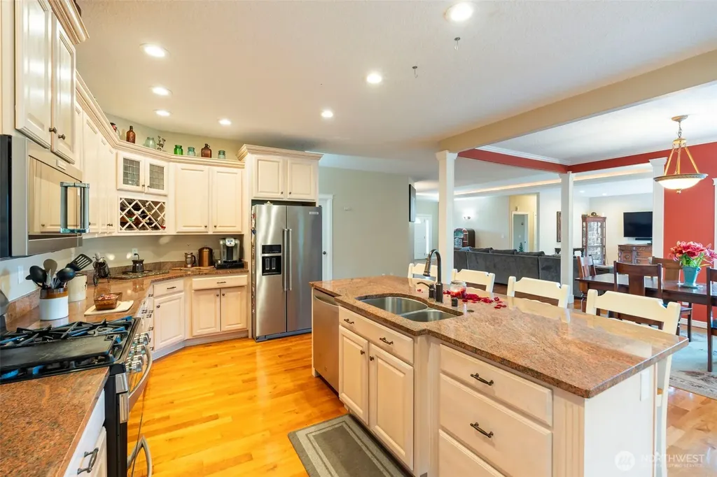 107 Woodcrest Drive Chehalis WA 98532