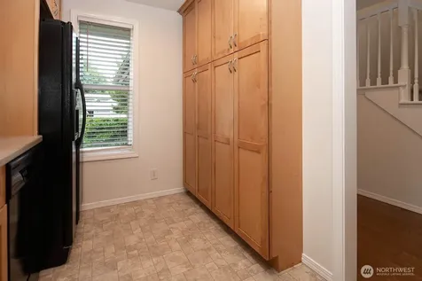 20322 33rd Avenue W Lynnwood WA 98036