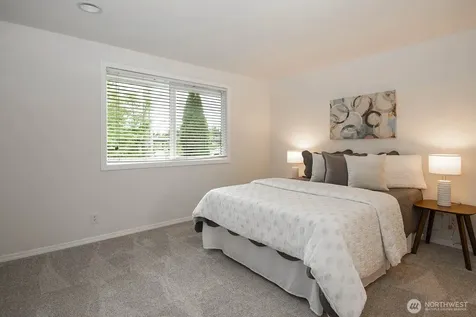 20322 33rd Avenue W Lynnwood WA 98036