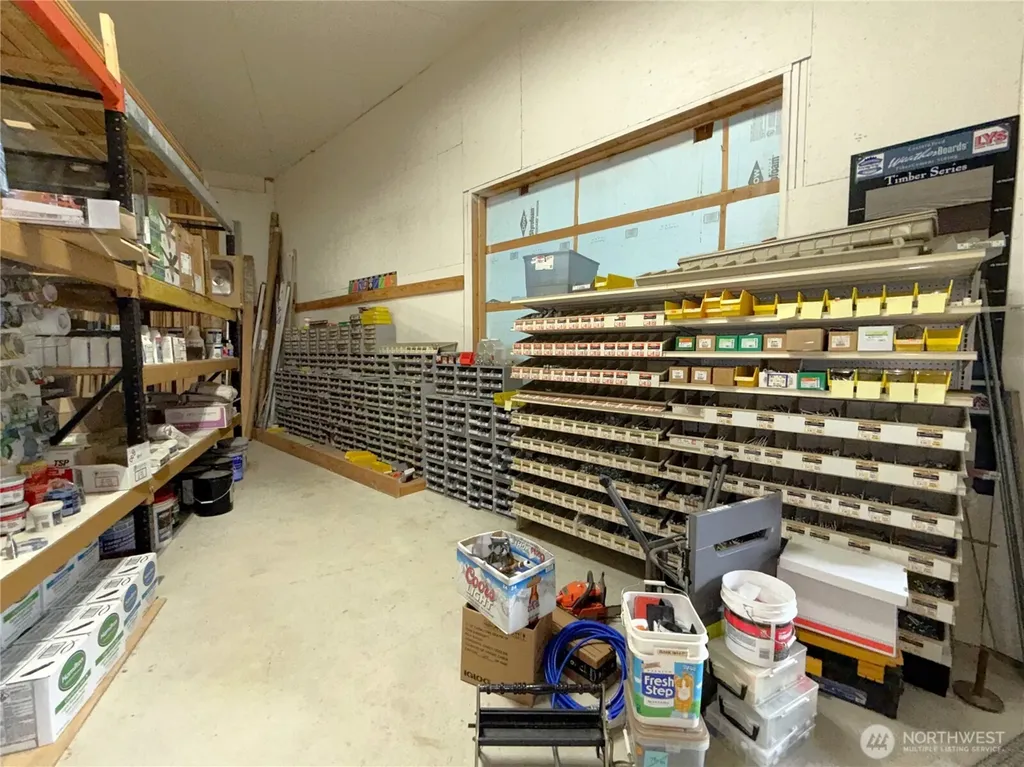 30007 Hwy 20 W Republic WA 99166