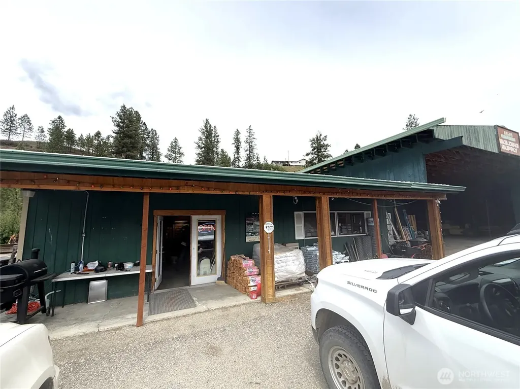 30007 Hwy 20 W Republic WA 99166
