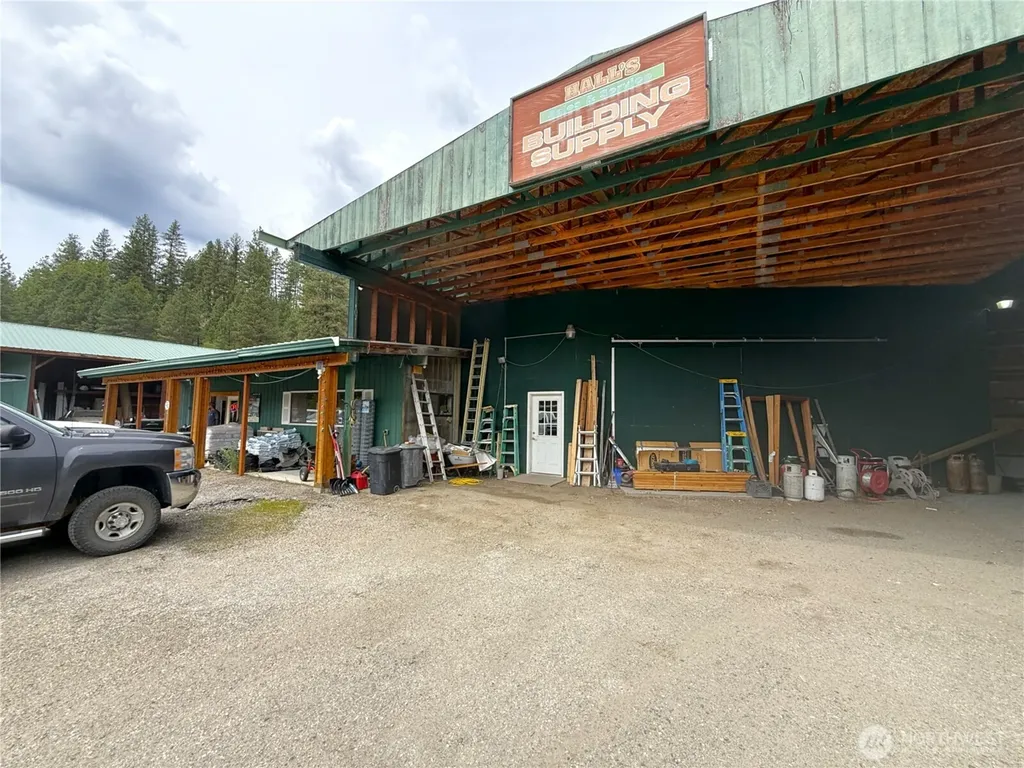 30007 Hwy 20 W Republic WA 99166