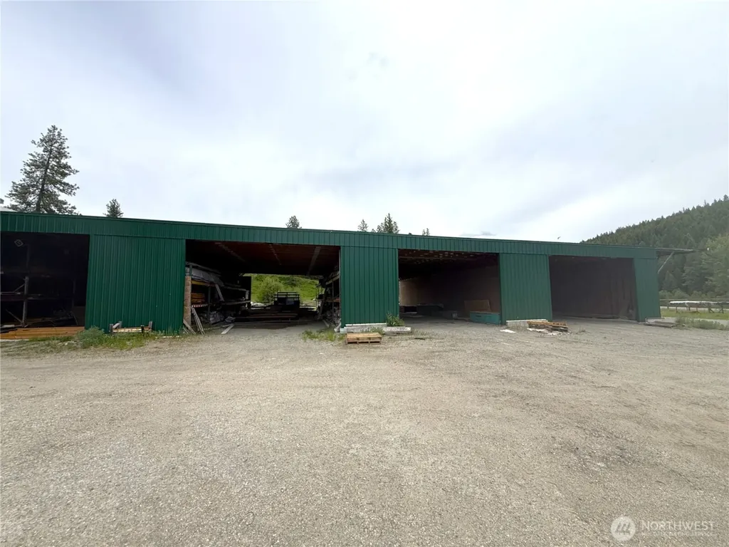 30007 Hwy 20 W Republic WA 99166