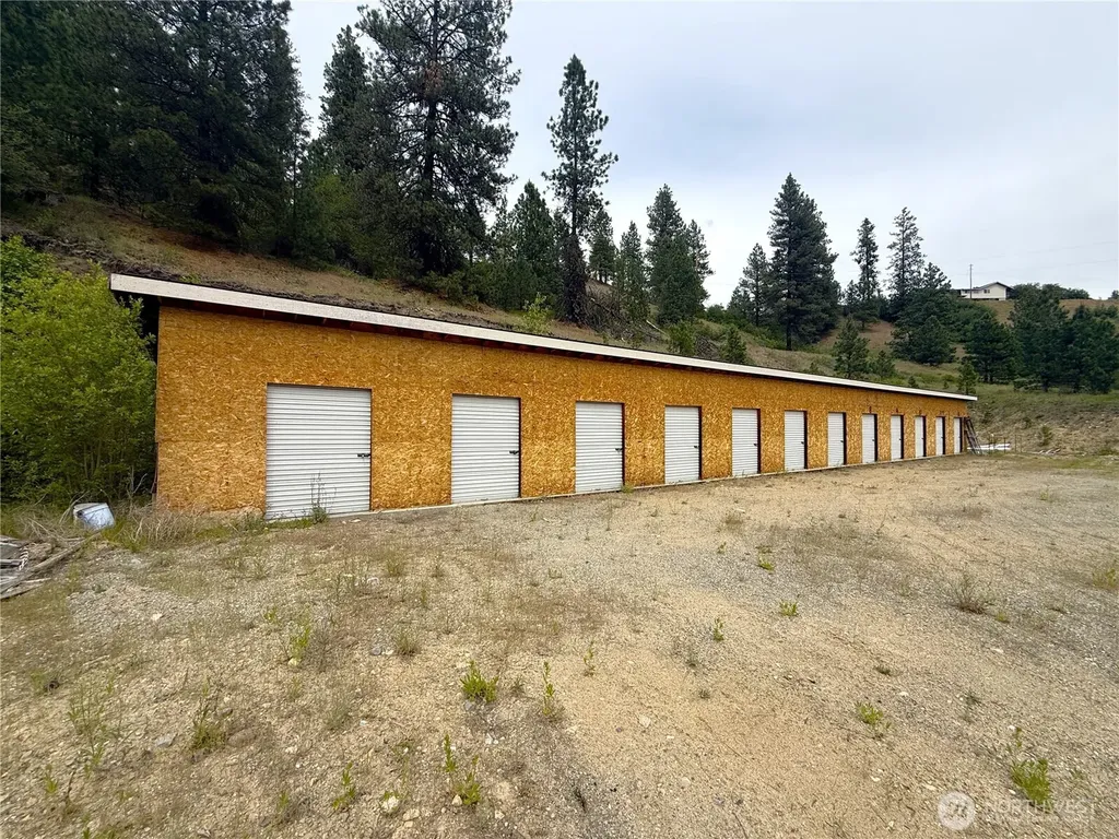 30007 Hwy 20 W Republic WA 99166