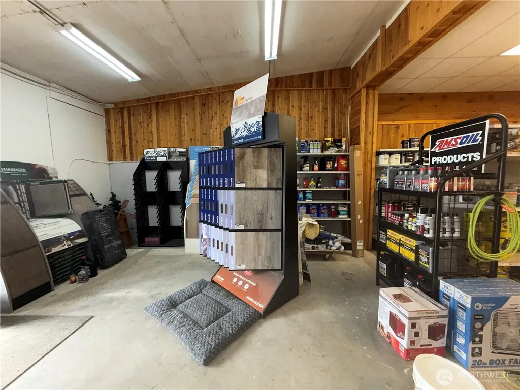 30007 Hwy 20 W Republic WA 99166