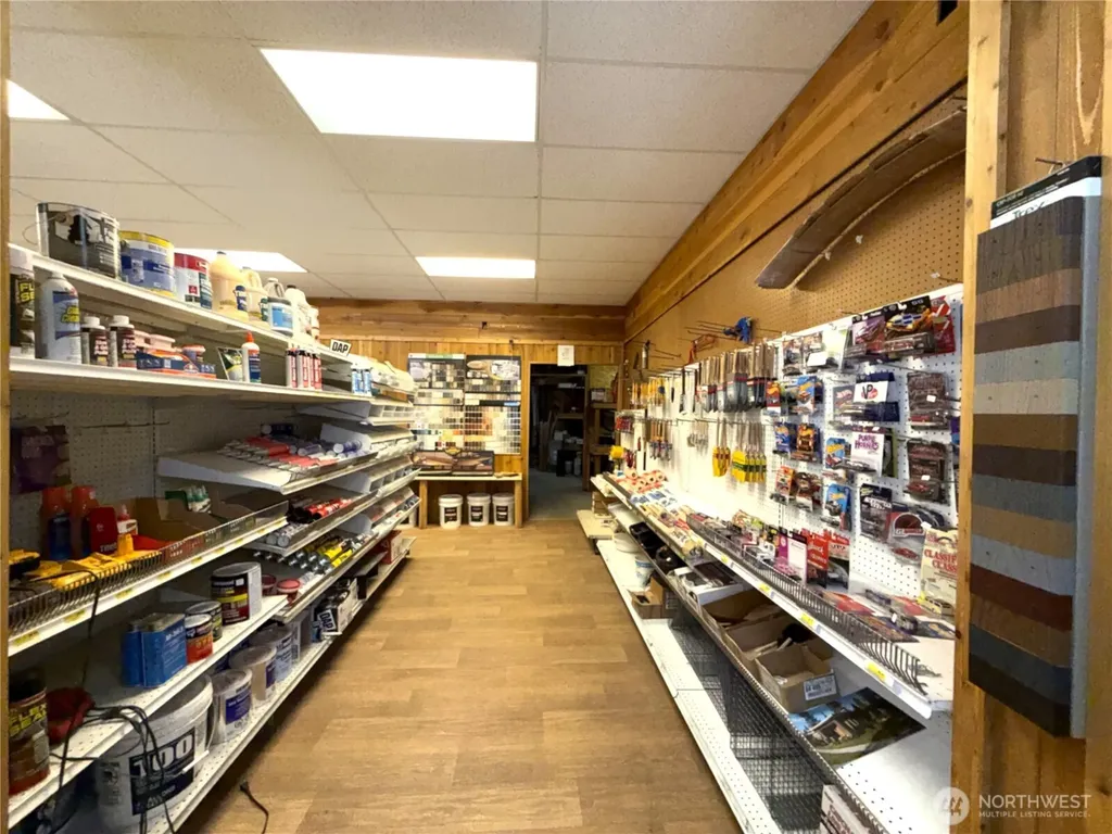 30007 Hwy 20 W Republic WA 99166
