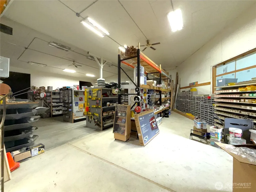 30007 Hwy 20 W Republic WA 99166