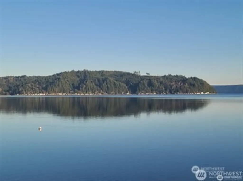 22730 N Us 101 N Hoodsport WA 98548