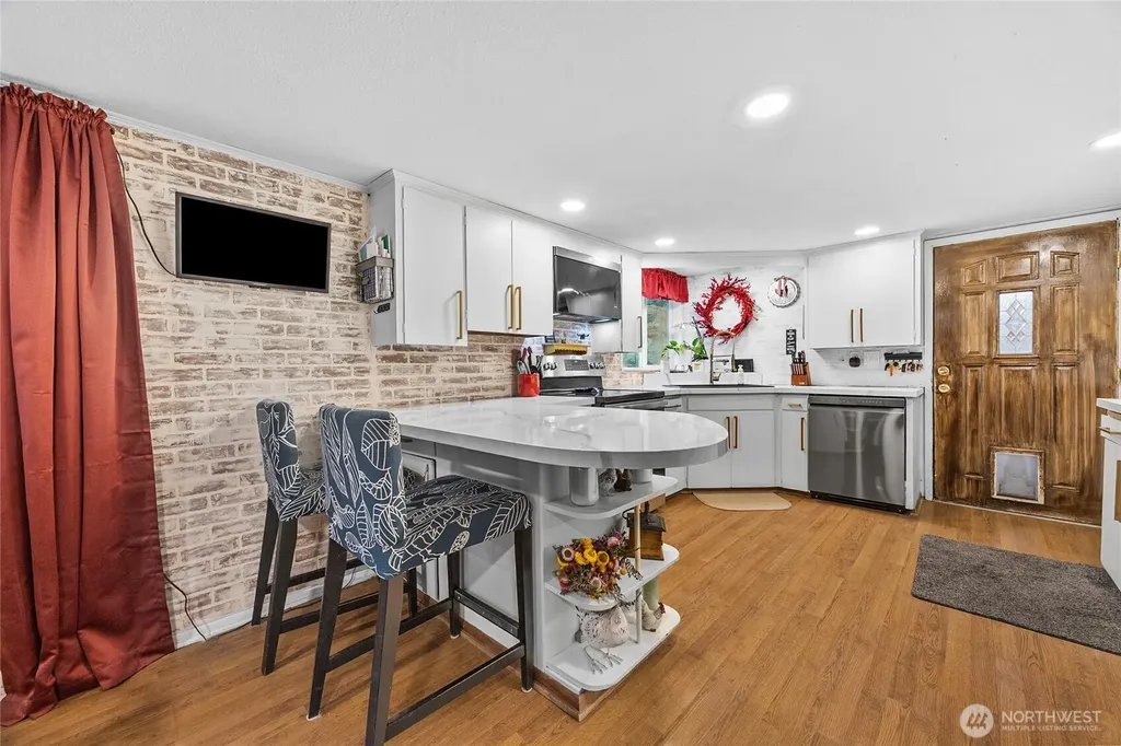 145 Kehoe Road Randle WA 98377