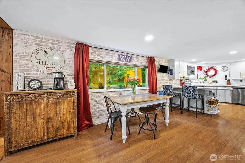 145 Kehoe Road Randle WA 98377
