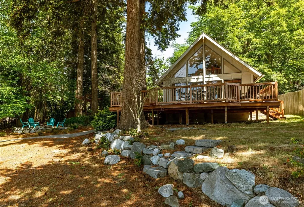 1229 Rickover Drive Coupeville WA 98239